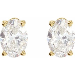 Oval 4-Prong Lightweight Stud Earrings 